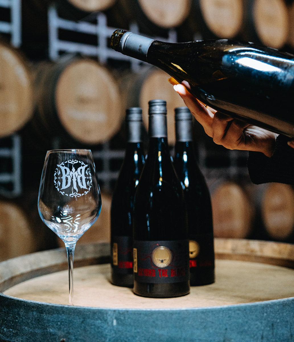 Beyond The Black - Dancing In The Dark - Wine | Neutral-Image